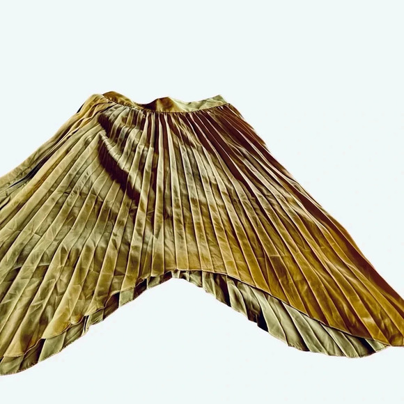 New York & Co 7th Avenue Yellow Pleated High-Low Skirt, Size M - Picture 3 of 6